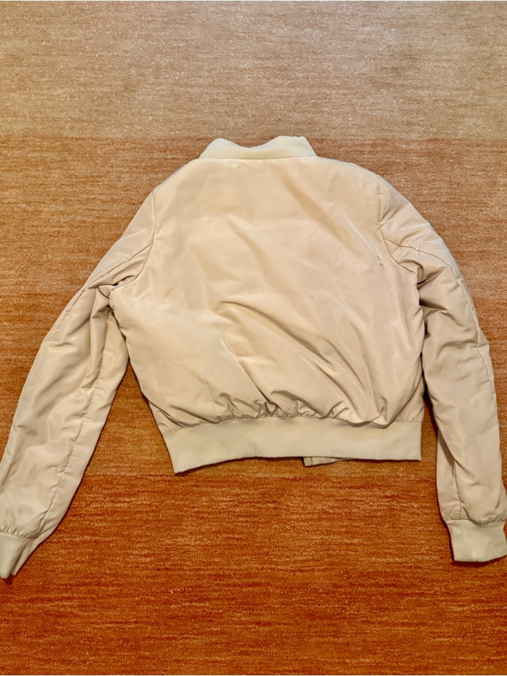 ALO Yoga Women's Light Beige Bomber Jacket with Vertical Zips - Picture 2 of 8